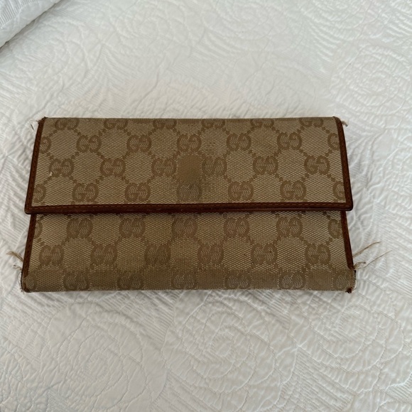Gucci wallet - Picture 1 of 9